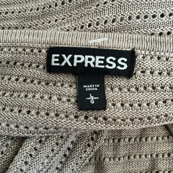 EXPRESS Tan Semi Sheer Asymmetrical Hem Long Sleeve Shirt Size Large - Picture 6 of 7